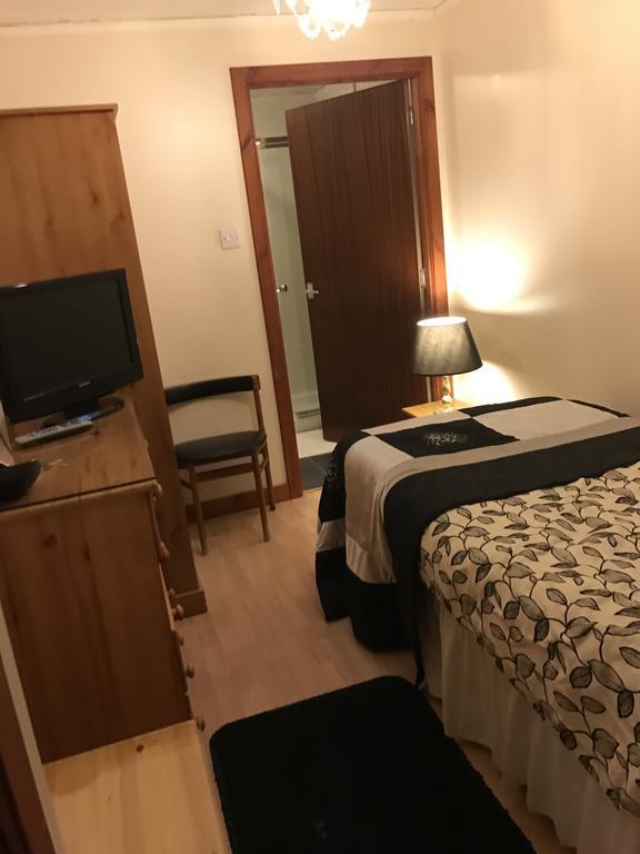 Brown'S Guest House Peterhead Dış mekan fotoğraf